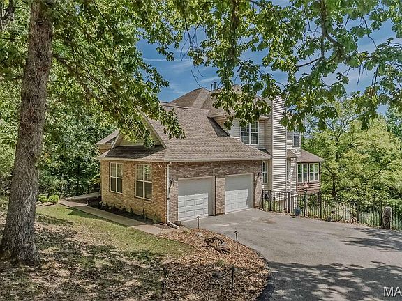 2nd image of 756 Heatherstone Dr