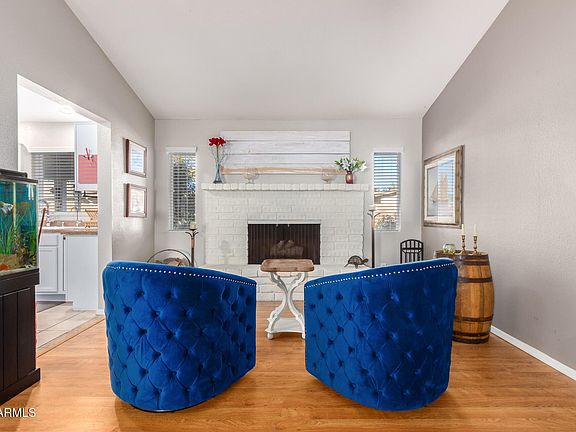 4th image of 1358 W MESETO Avenue