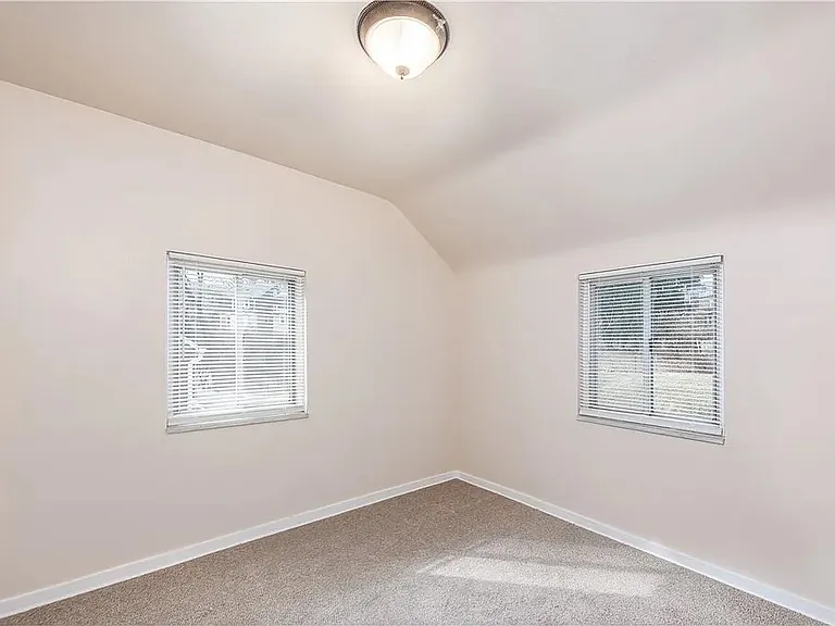 12 Wenzell Pl — Photo 21