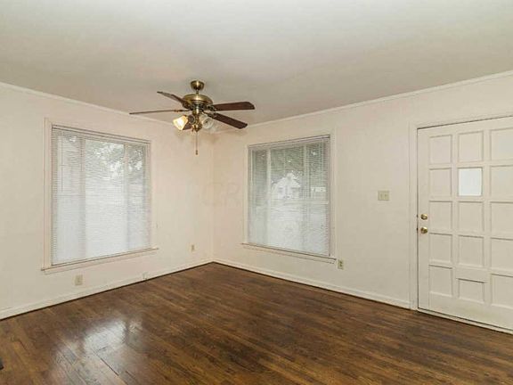 4th image of 2240 W Mound St