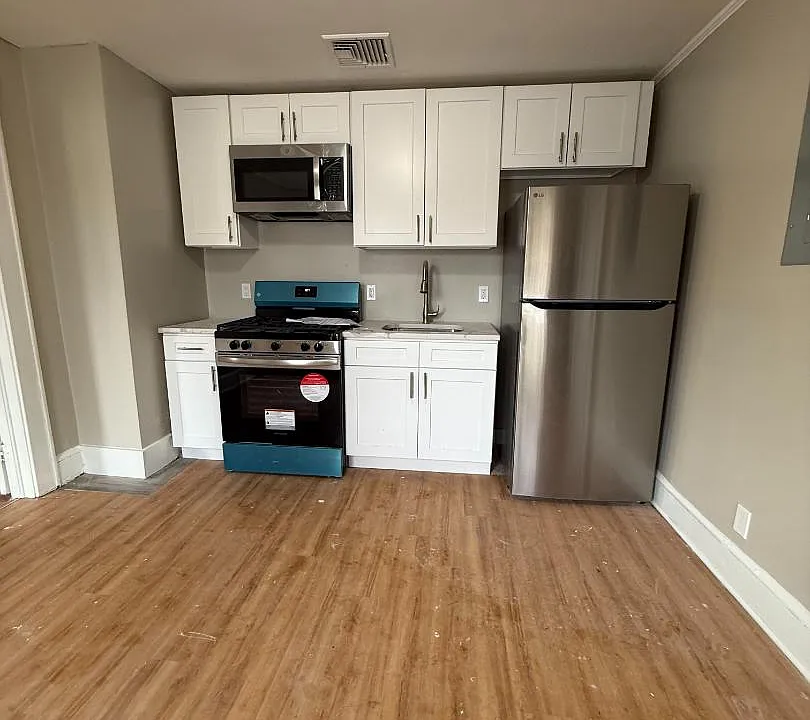 168 Main St #2