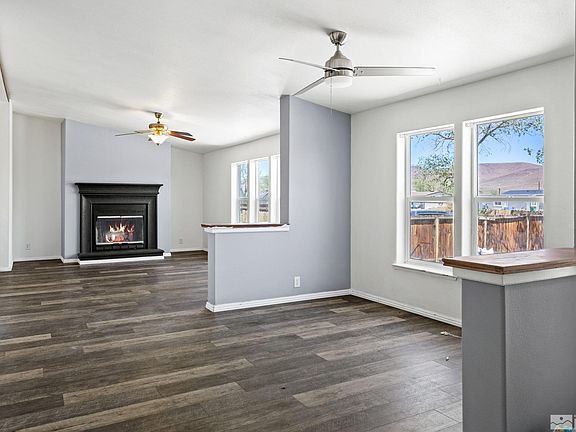 4th image of 2840 Winnemucca St