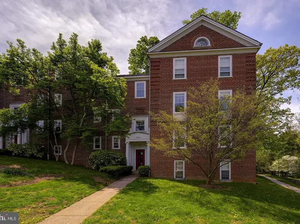 3690 38th St NW APT C237, Washington, DC 20016