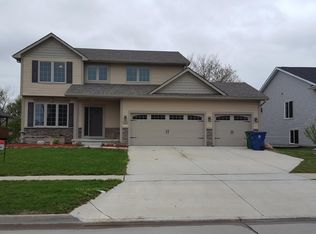 712 NW 8th St, Grimes, IA 50111