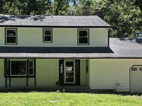 154 Riverhill Rd