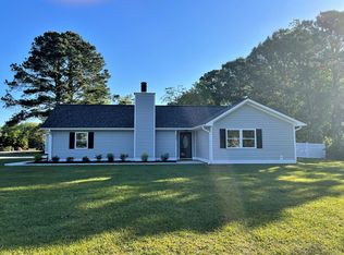 566 Kelly Rd, Wilmington, NC 28409