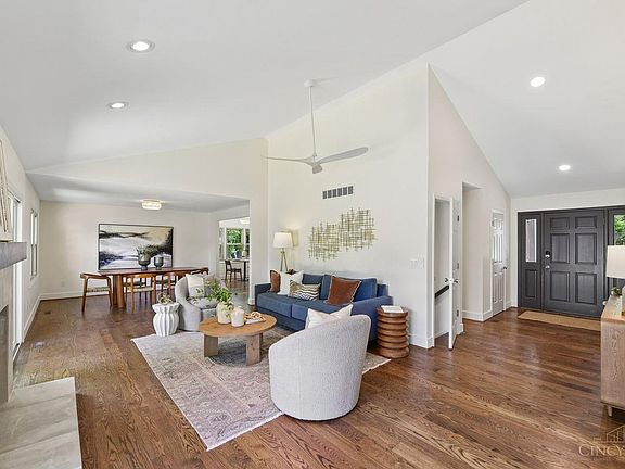 5th image of 6149 Saint Regis Dr
