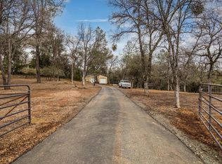 13635 Wright Rd, Auburn, CA 95602