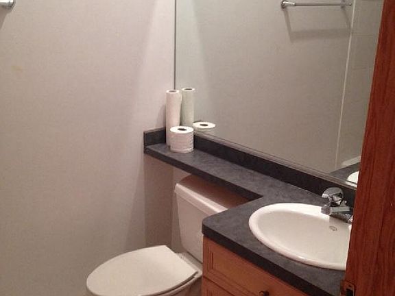 5th image of 2535 N Southport Ave #4R