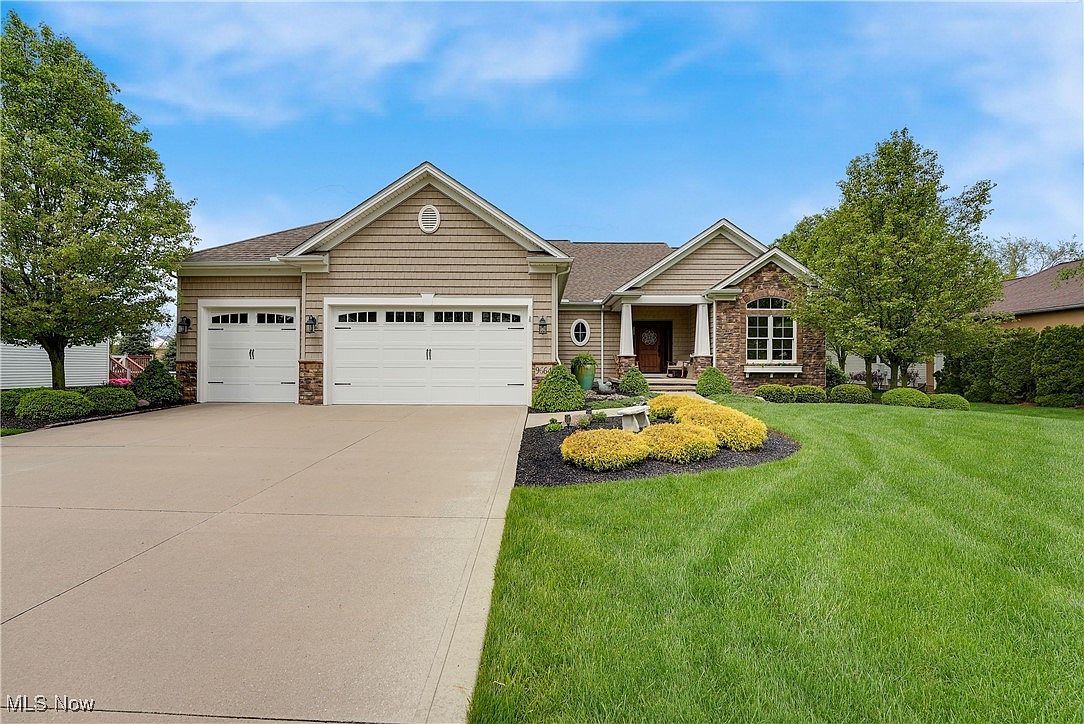 s*o様 house on the hill 120 9664 Executive Ct, Concord Township, OH 44060 | Zillow