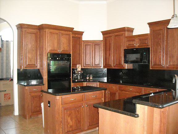 2nd image of 4904 Quince Ave