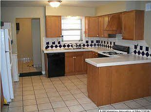 5th image of 2206 Coral Hills Dr