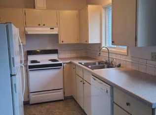 2022 N Emerson St #1, Portland, OR 97217