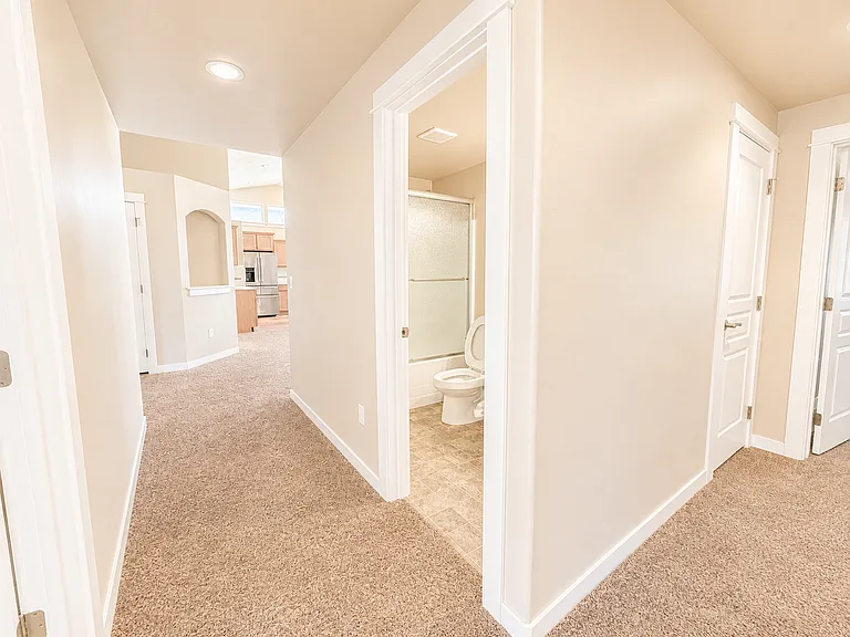 1515 W Cactus St — Photo 11