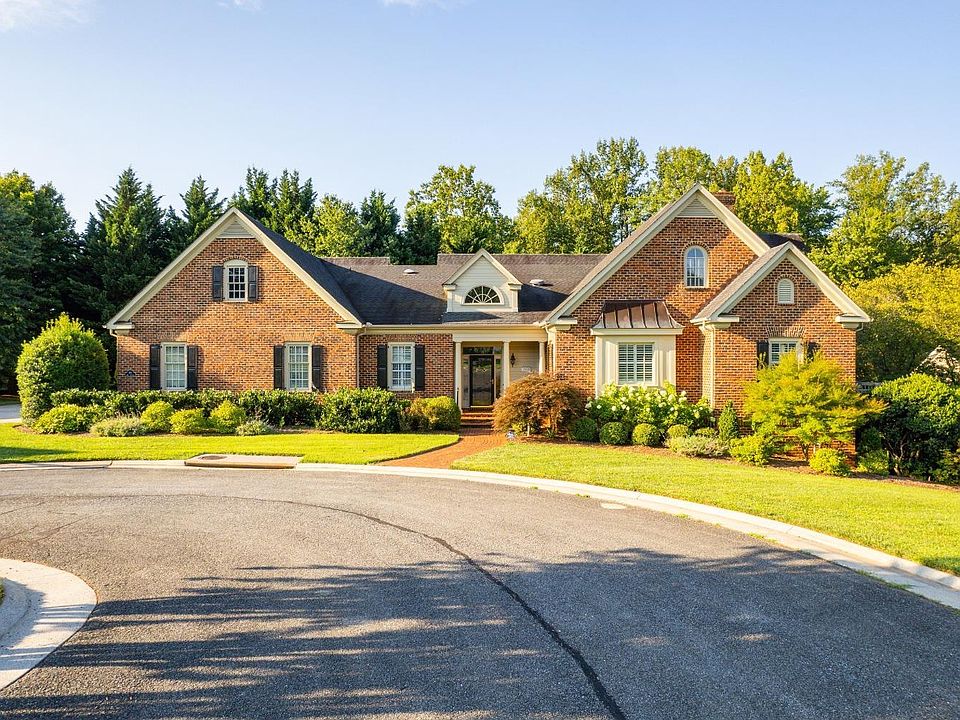 1st image of 1015 Edenboro Ct