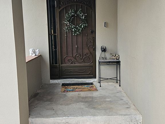 5th image of 6411 N Camino Katrina