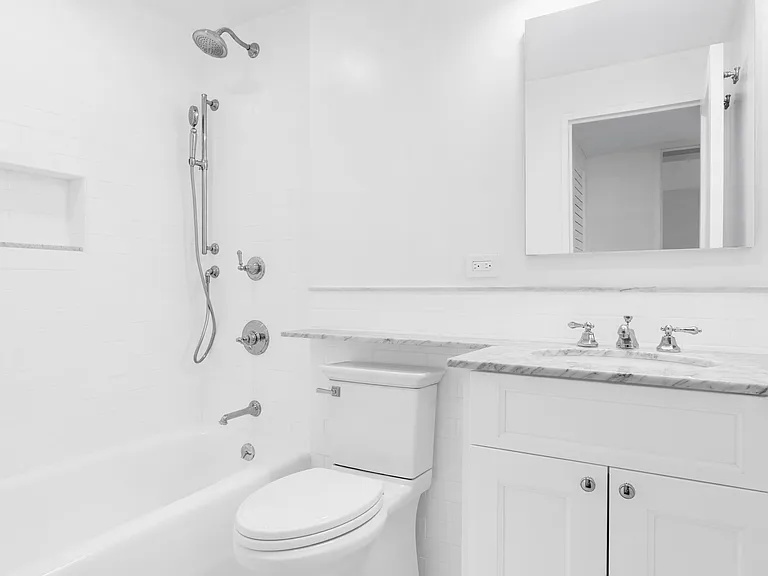 295 Central Park W #6H — Photo 10