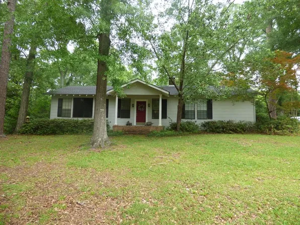 402 Aston Ave, McComb, MS 39648