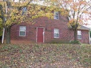 5825 Sir Knight Cir, Clemmons, NC 27012