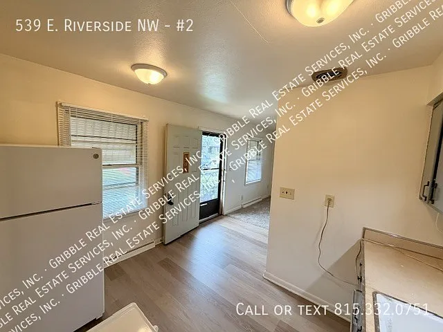 539 E Riverside Blvd NW #2 — Photo 5