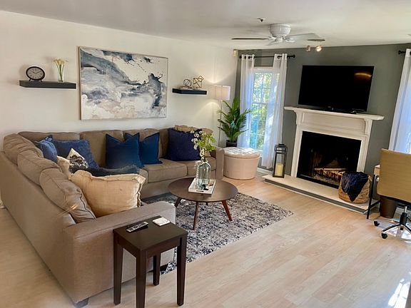 5th image of 2709 Vineyard Way SE #2709