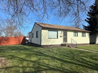 22164 Masch Ave, Warren, MI 48091