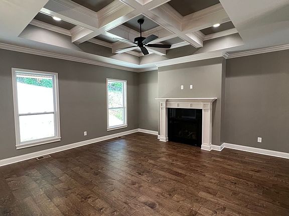 3rd image of 557 Carrington Blvd