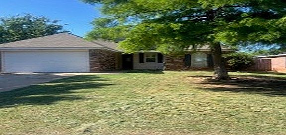 2nd image of 522 Callie Ln