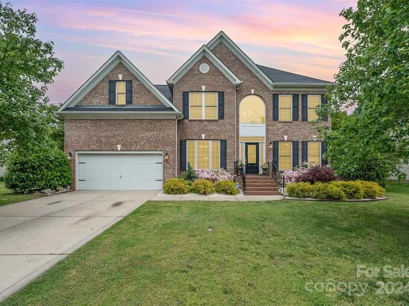 1814 Montague Rd, Clover, SC 29710