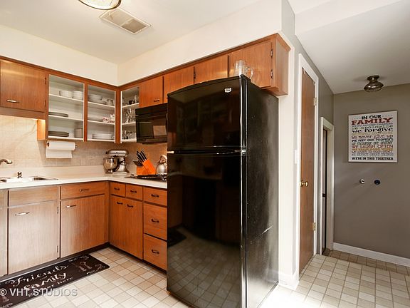 5th image of 2029 N Poplar St
