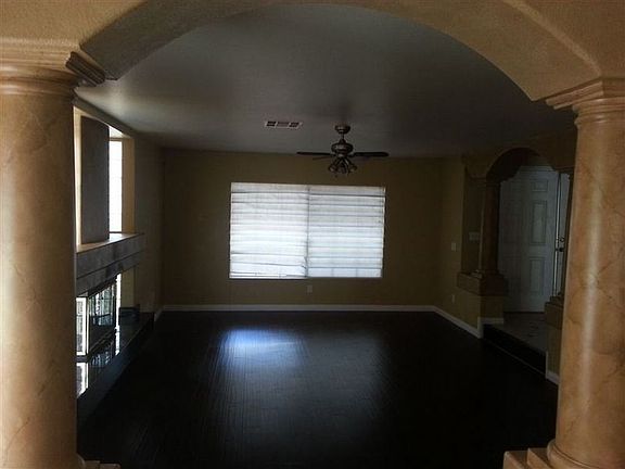 3rd image of 2713 Duck Pond Ct