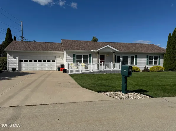 980 N Harmony Dr, Napoleon, OH 43545
