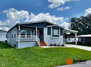 4 Desoto Ave, Sorrento, FL 32776