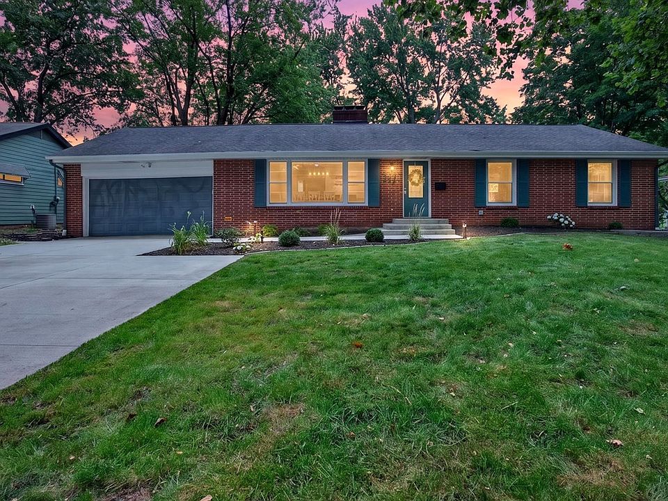 1st image of 1402 Maplewood Dr