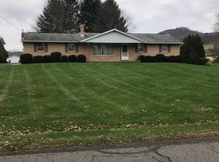 262 Turkey Path Rd, Sugarloaf, PA 18249