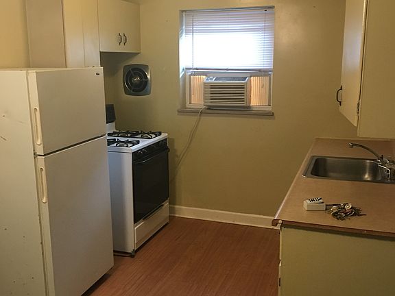 3rd image of 2651 Vera Ave #1