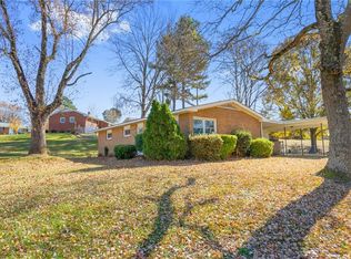 507 Weaver Way, Graham, NC 27253