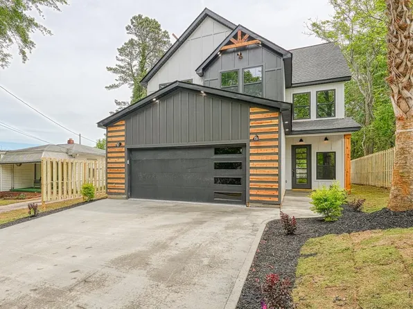 107 N 3rd St, Easley, SC 29640