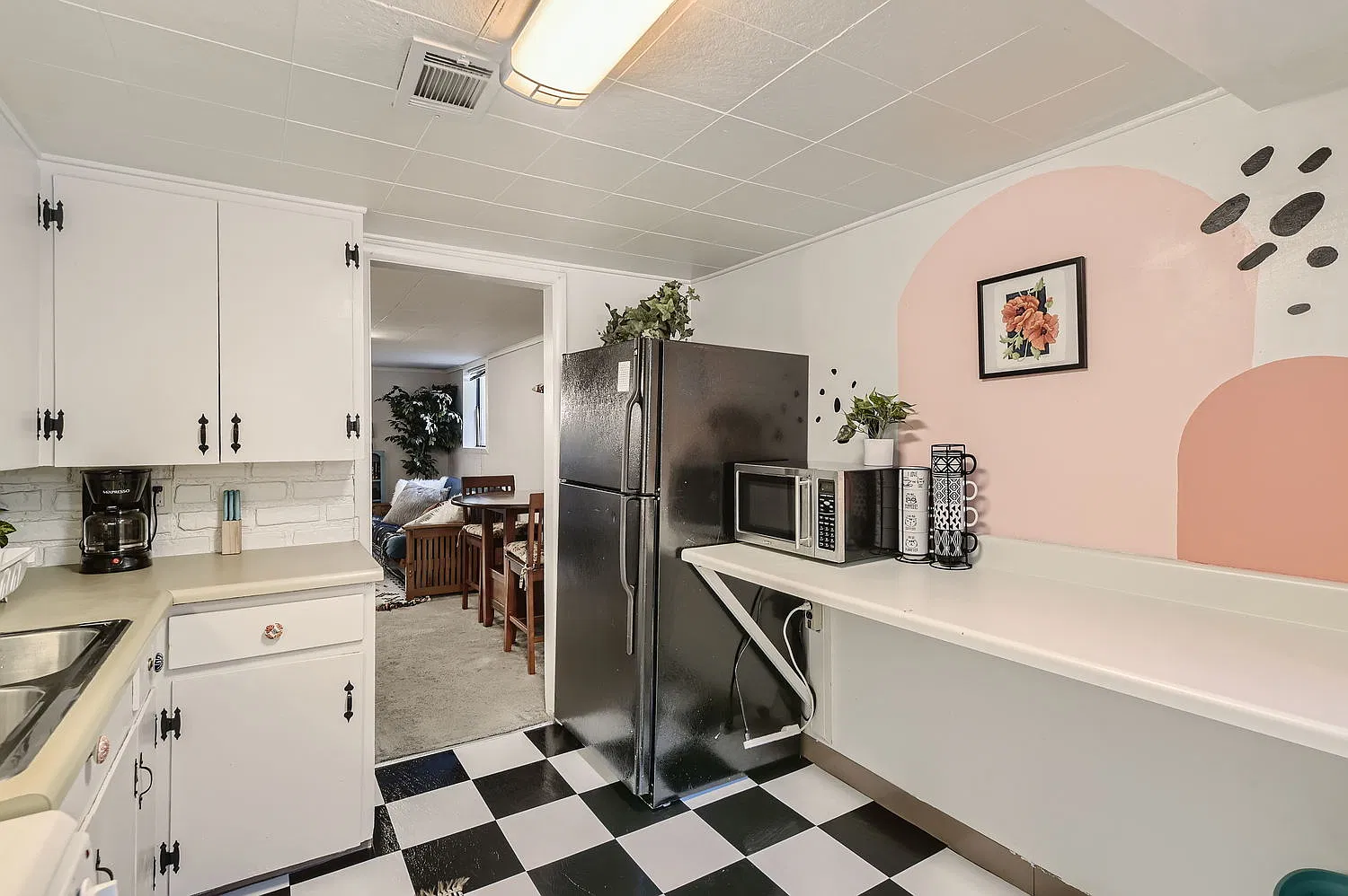 1 bed, 600 sqft, $1,335 — Photo 4