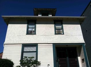 5209 Brooklyn Ave NE, Seattle, WA 98105