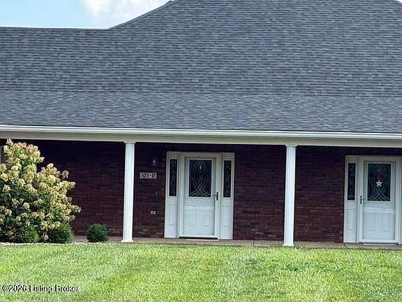 2nd image of 105D Twin Oaks Dr