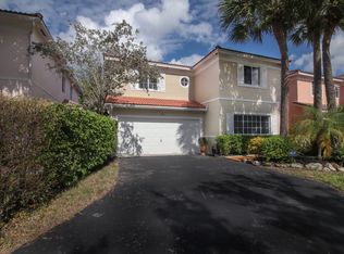 11011 Nw 1 Street, plantation, FL 33324