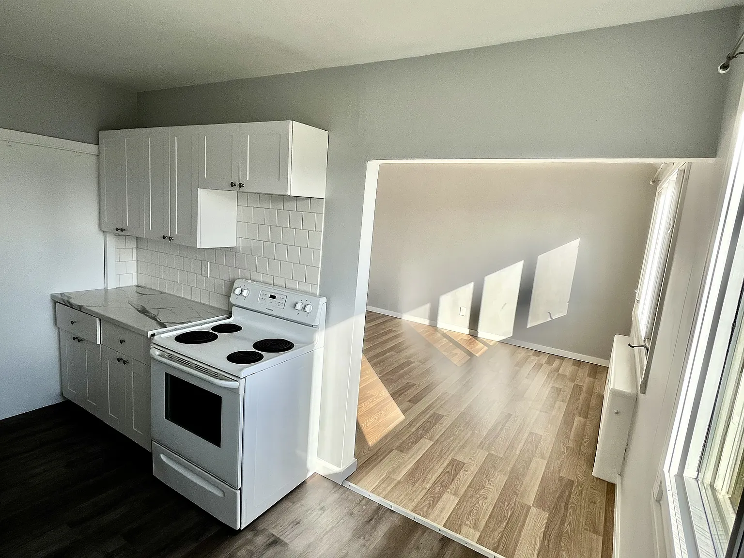 11235 Street NW — Photo 3