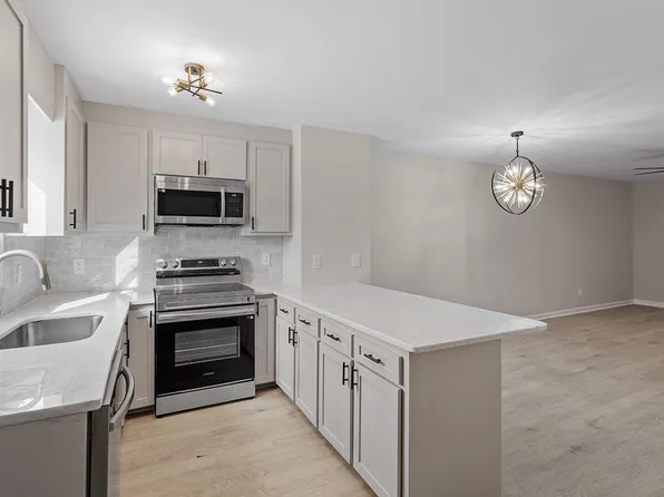 383 E Williams St, Angier, NC 27501