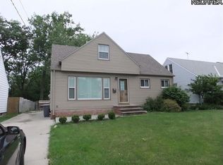 27713 Parkwood Dr, Euclid, OH