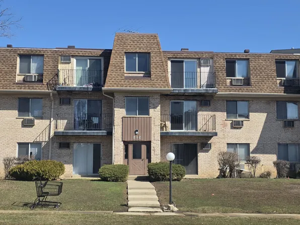 212 Shorewood Dr APT 2D, Glendale Heights, IL 60139