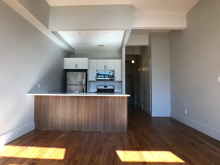 566 Dekalb Ave #3F — Photo 4