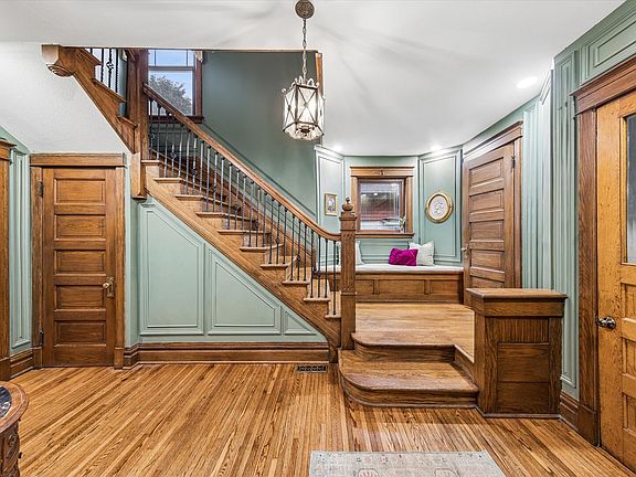 4th image of 134 N Kensington Ave