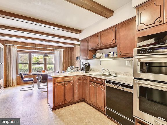 4th image of 15105 Columbine Way