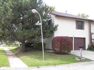 309 Ozark Dr, Bolingbrook, IL 60440